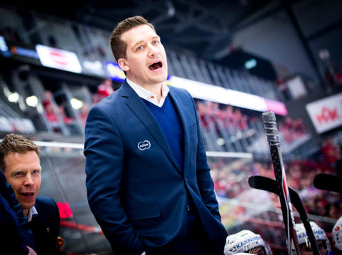 Växjös tränare Sam Hallam