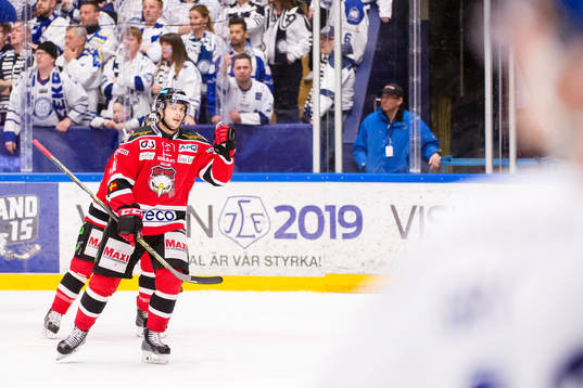 Malmö Redhawks Björn Svensson jublar