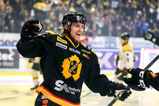 Skellefteås Anton Lindholm jublar