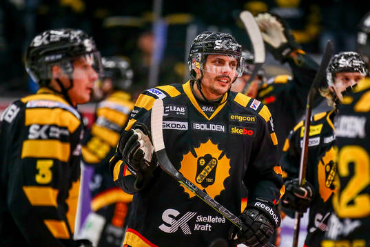 Skellefteås Daniel Widing jublar