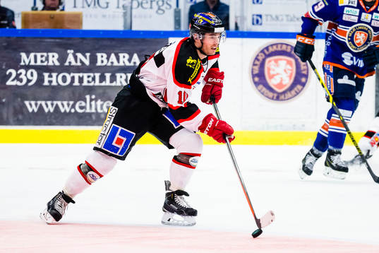 Örebros Derek Ryan