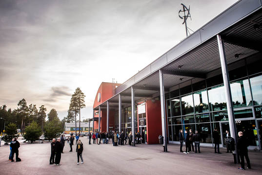 Exteriör på Gavlerinken Arena före kvartsfinal fyra i