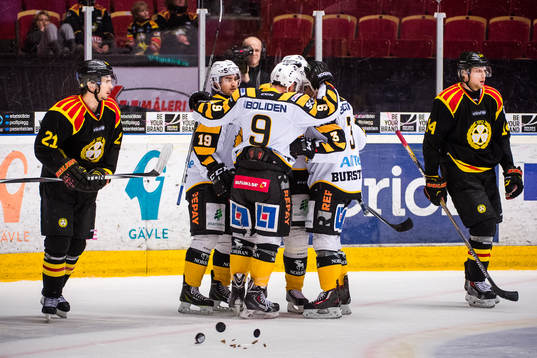 Skellefteås Andrew Calof jublar