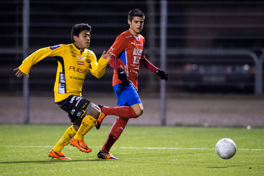 Elfsborgs David Andersson och Östers Mikael Manuel
