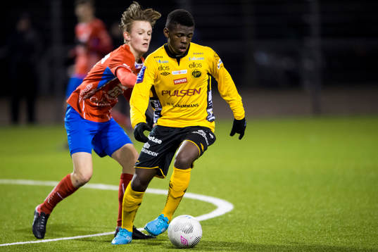 Elfsborgs Chris Makindu och Östers Daniel Hultqvist