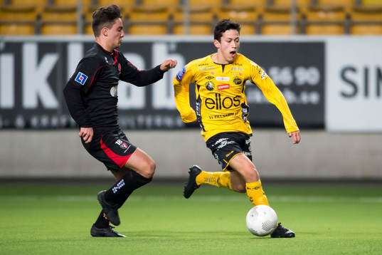 Elfsborgs Sebastian Loyola Nydén och Trollhättans Engjell