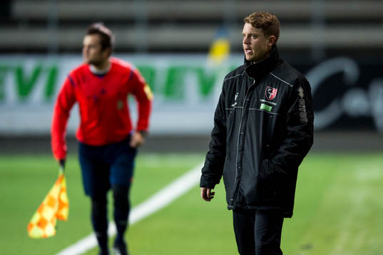 Trollhättans tränare Henrik Fridolvsson