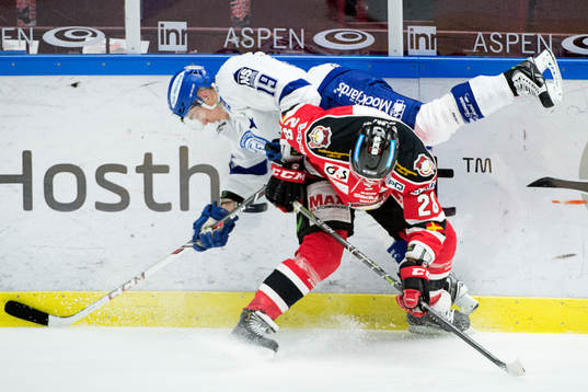 Leksands Tobias Forsberg och Malmö Redhawks Jens Olsson