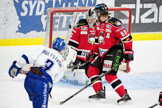 Leksands Linus Hultström gör 2-1 bakom Malmö Redhawks