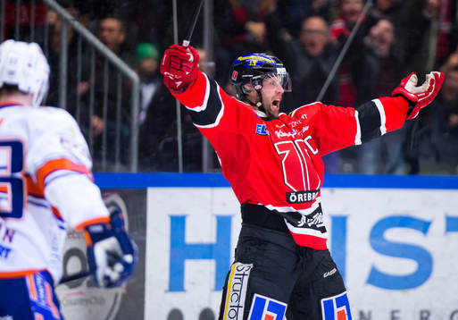 Örebros Henrik Löwdahl gör 3-1 och jublar