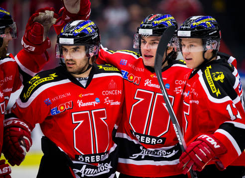 Örebros Petr Zamorsky gör 2-1 och jublar med Henrik