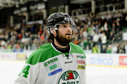 Rögles Jordan Smotherman tackar sina supporters