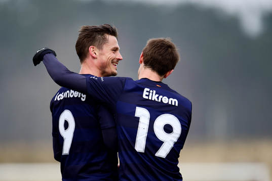 Malmö FFs Markus Rosenberg och Magnus Wolff Eikrem jublar