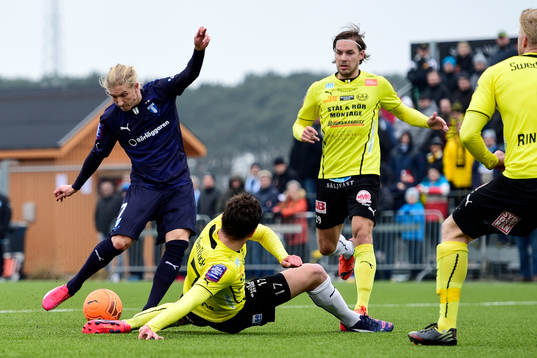 Malmö FFs Simon Kroon gör 0-3