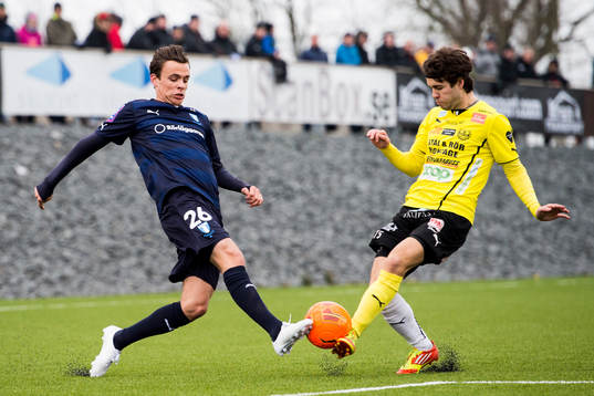 Malmö FFs Andreas Vindheim och Mjällbys Edis Agelius