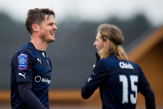 Malmö FFs Markus Rosenberg grinar illa
