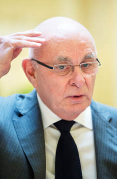 Michael van Praag, ordförande holländska