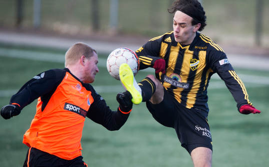 IFK Hässleholms Karim Al-Asi i träningsmatchen i fotboll