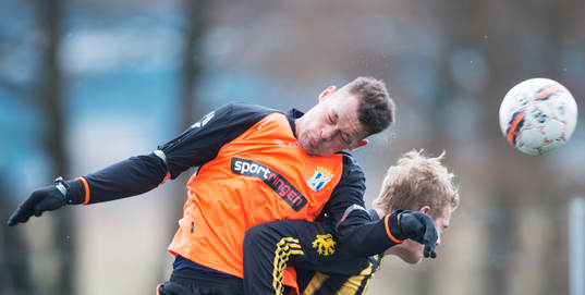 IFK Hässleholms Filip Ranmo i träningsmatchen i fotboll