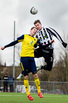 Ängelholms Fredrik Lundgren i nickduell med Landskronas