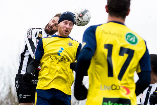Landskronas Andrew Stadler i nickduell med Ängelholms