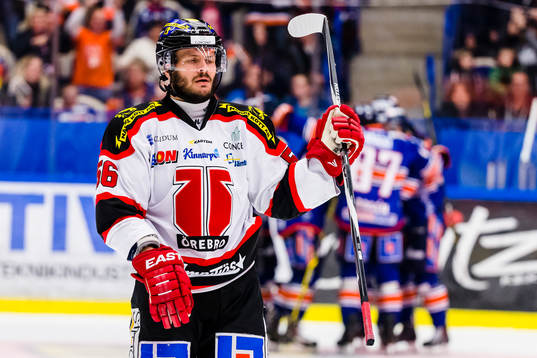 Örebros Johan Wiklander deppar