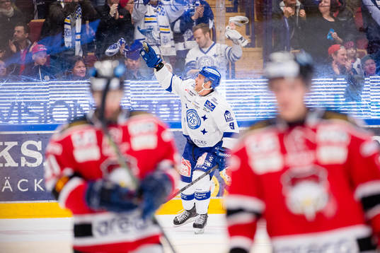 Leksands Patrick Cehlin jublar