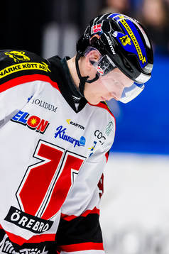 Örebros Jakub Krejcik  hänger med huvudet