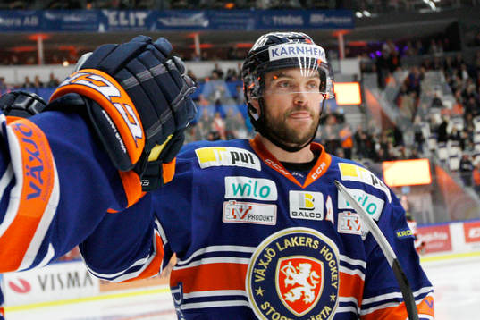 Växjös Noah Welch jublar