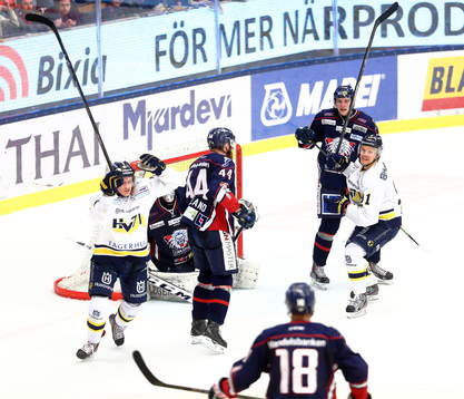 s Chris Campoli