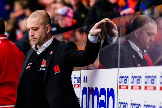 Örebros Johan Tornberg, assisterande tränare deppar