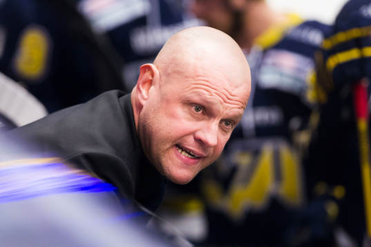 s tränare Andreas Johansson