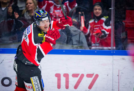 Örebros Mikko Lehtonen gör 2-2 och jublar