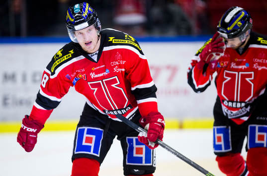 Örebros Mikko Lehtonen gör 2-2 och jublar