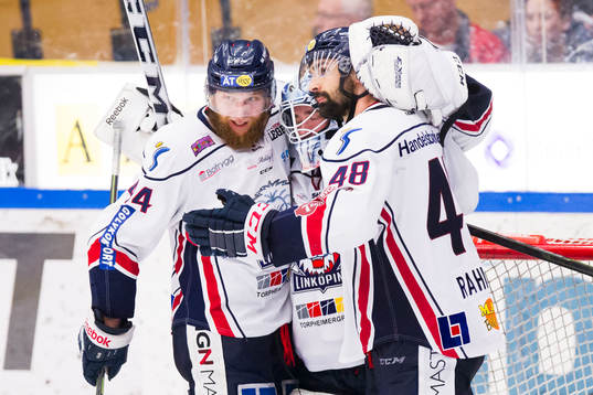 Linköpings Jonas Junland, målvakt David Rautio och Daniel