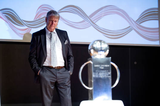 Åge Hareide, tränare Malmö med Lennart Johanssons Pokal