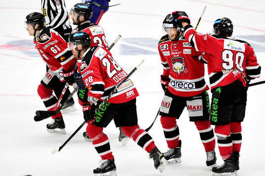 Malmö Redhawks Björn Svensson och Mattias Persson jublar