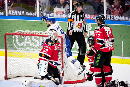 Leksands Kevin Kapstad jublar