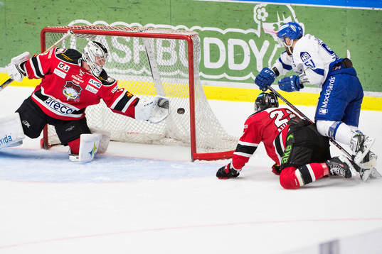 Leksands Kevin Kapstad gör 2-1 bakom Malmö Redhawks