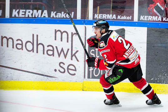Malmö Redhawks Nils Andersson jublar