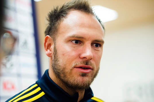Sveriges Andreas Granqvist deltar i en pressträff