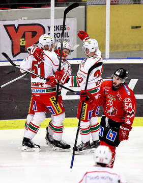 Modos spelare jublar