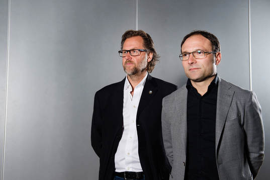 Utsiktens tränare Janne Carlsson och GAIS tränare P-O