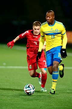 Litauens Domantas Simkus och Sveriges Carlos Strandberg