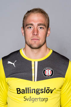Höllvikens målvakt Marcus Eskilsson