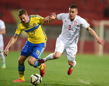 Sveriges Viktor Claesson och Serbiens Aleksandar Kovacevic