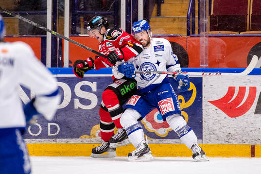 Malmö Redhawks Nils Andersson och Leksands Kevin Kapstad