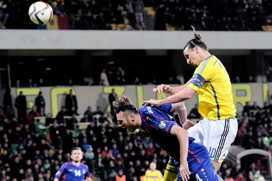 Moldaviens Victor Golovatenco och Sveriges Zlatan