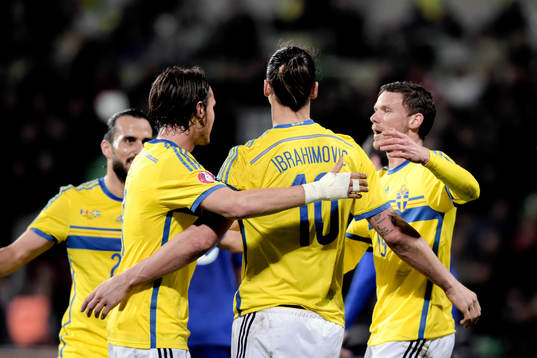 Sveriges Erkan Zengin, Albin Ekdal, Zlatan Ibrahimovic och