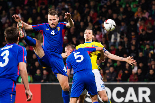 Moldaviens Victor Golovatenco och Petru Racu utmanas av